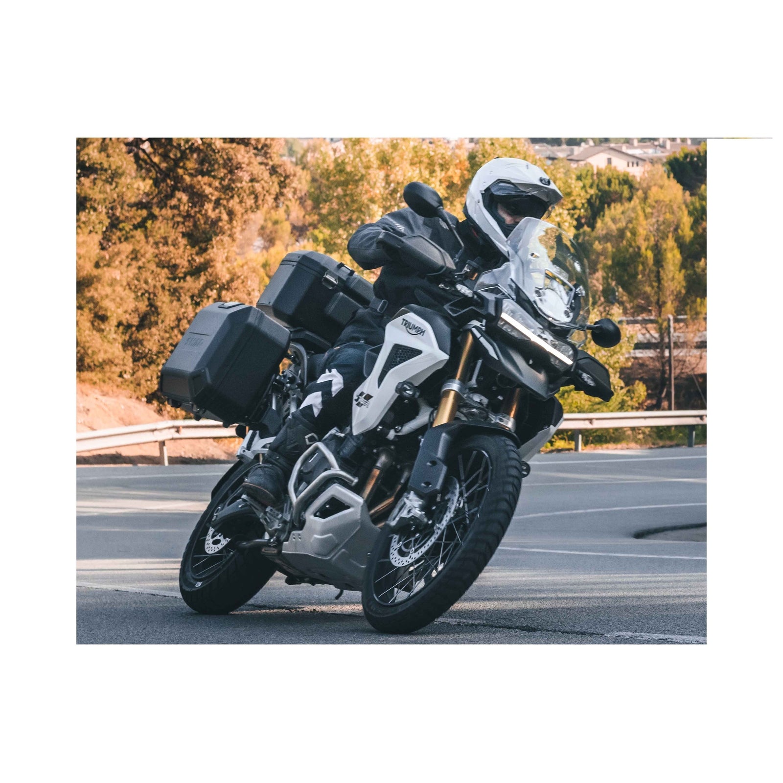 Top Case SHAD TR55 Terra Black Edition — Top Case Adventure 55L Noir Mat - LE PRATIQUE DU MOTARD
