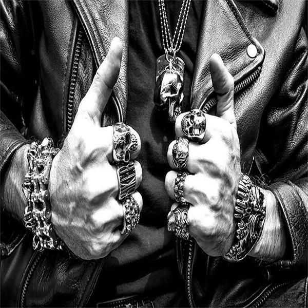 BIJOUX BIKERS | Le Pratique du Motard