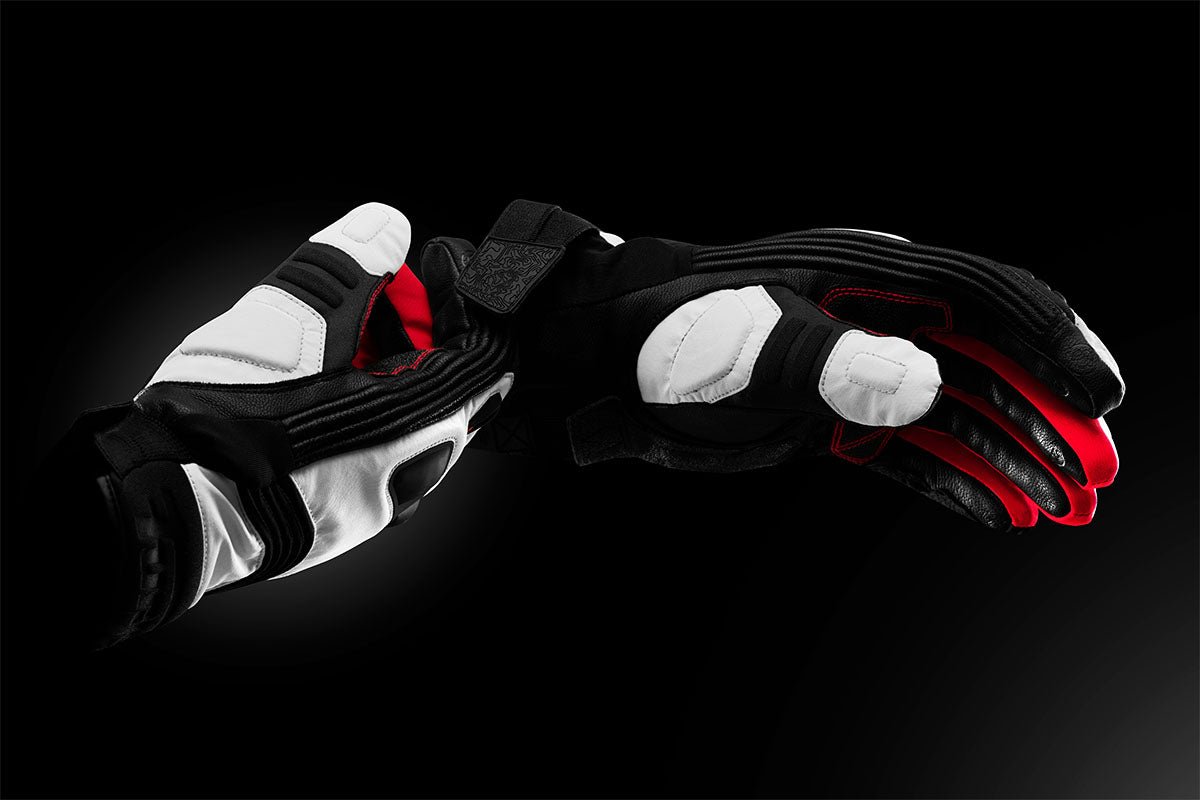 Gants Moto Furygan BALMAZ ALL SEASONS Noir - Pearl - Rouge — Certifié CE - LE PRATIQUE DU MOTARD