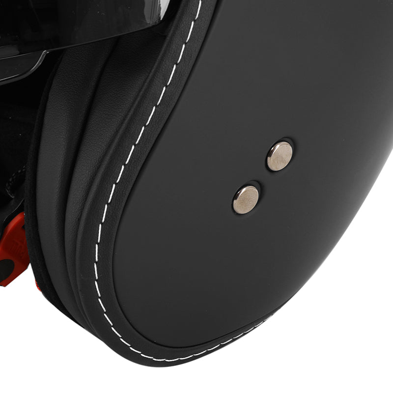 Casque jet ADX AJ400 Noir Mat — détail des surpiqûres