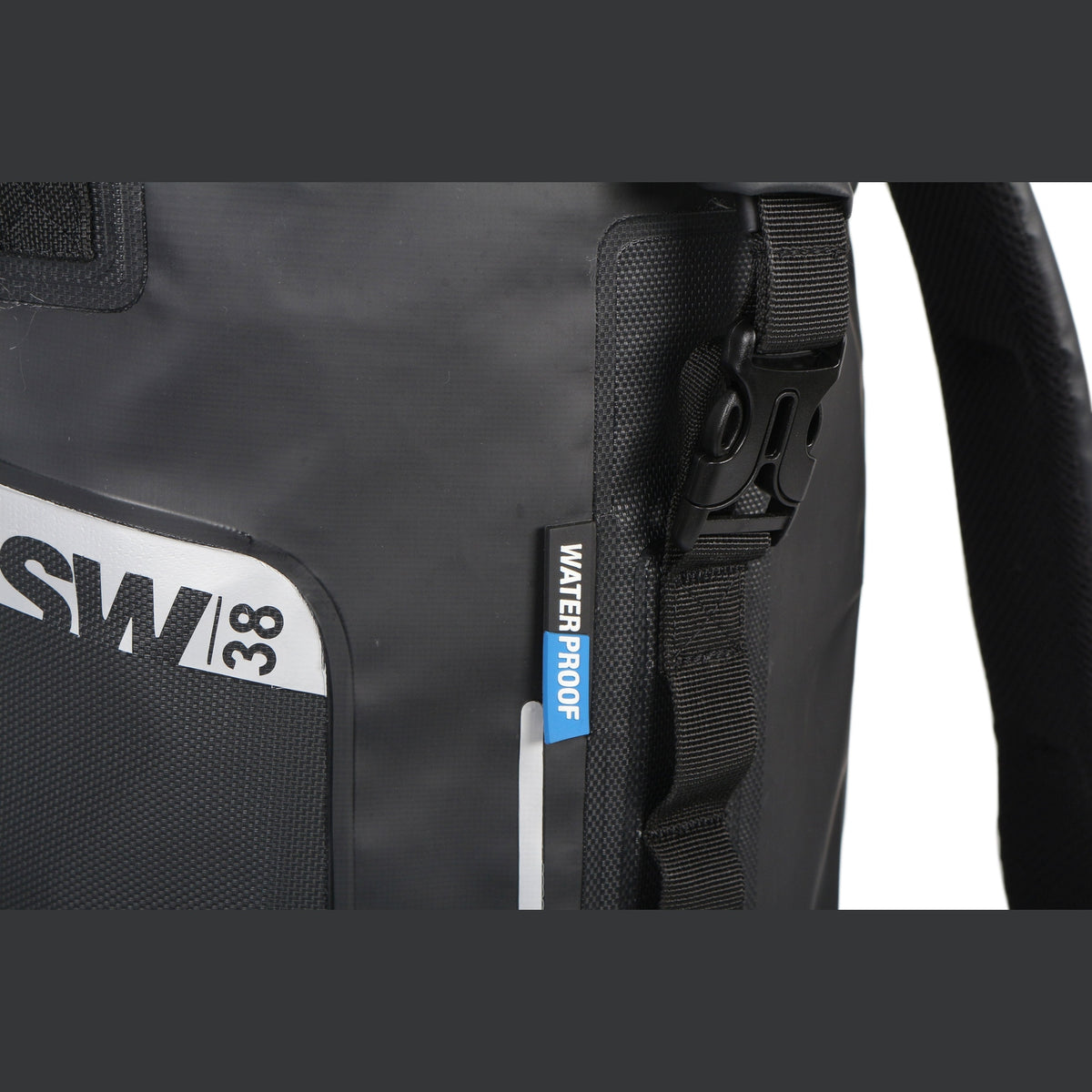 Balluchon Étanche SHAD SW38 — Sacoche Arrière Moto 38L - LE PRATIQUE DU MOTARD
