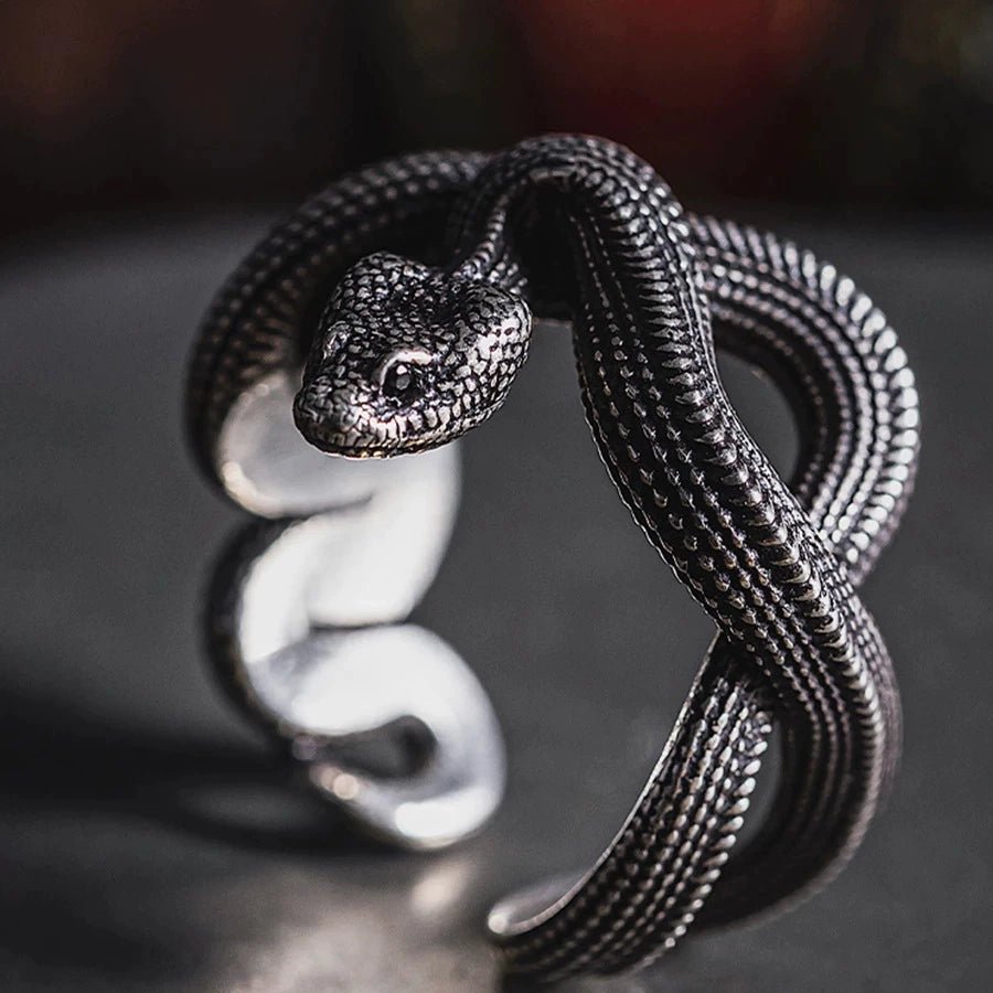 Bague Serpent Noir - ShadowViper™ - LE PRATIQUE DU MOTARD